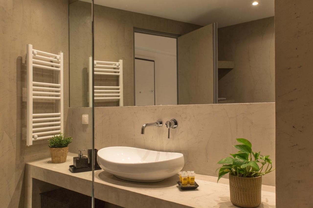 Luxury Apt With Parking-Living Stone Silver Athene Buitenkant foto