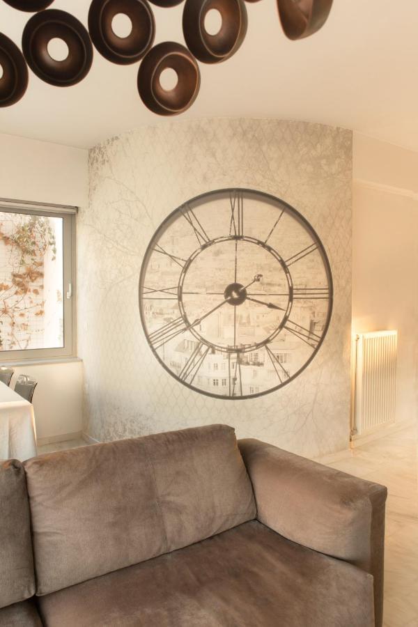 Luxury Apt With Parking-Living Stone Silver Athene Buitenkant foto